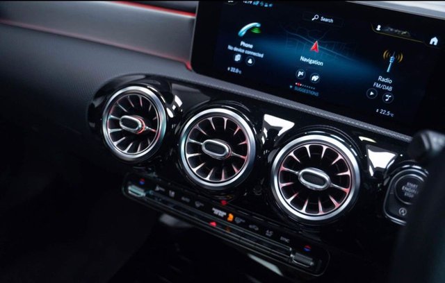 2021 Mercedes-Benz A-CLASS - Photo 6