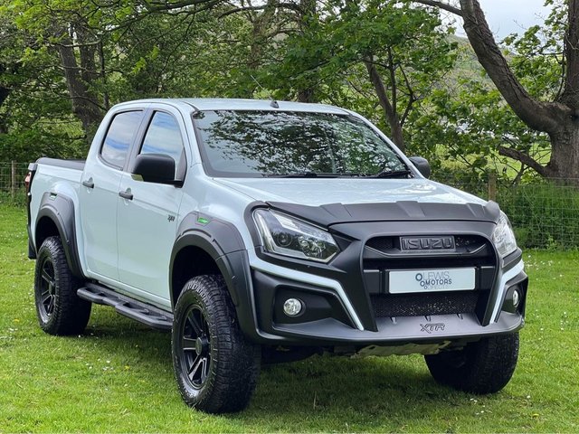 View our ISUZU D-MAX