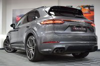 USED 2020 20 PORSCHE CAYENNE 3.0 V6 5d 456 BHP AIR SUSP / PAN ROOF / BOSE