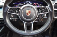 USED 2020 20 PORSCHE CAYENNE 3.0 V6 5d 456 BHP AIR SUSP / PAN ROOF / BOSE