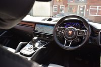USED 2020 20 PORSCHE CAYENNE 3.0 V6 5d 456 BHP AIR SUSP / PAN ROOF / BOSE