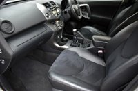 USED 2011 11 TOYOTA RAV-4 2.2 XT-R D-4D 5 DOOR 6-SPEED 150 BHP Bluetooth / Heated Front Seats