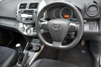 USED 2011 11 TOYOTA RAV-4 2.2 XT-R D-4D 5 DOOR 6-SPEED 150 BHP Bluetooth / Heated Front Seats