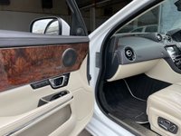 USED 2015 15 JAGUAR XJ 3.0 D V6 PORTFOLIO 4d 275 BHP 