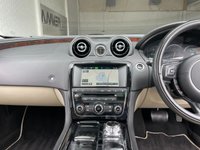 USED 2015 15 JAGUAR XJ 3.0 D V6 PORTFOLIO 4d 275 BHP 
