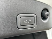 USED 2015 15 JAGUAR XJ 3.0 D V6 PORTFOLIO 4d 275 BHP 