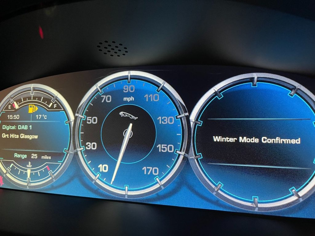 USED 2015 15 JAGUAR XJ 3.0 D V6 PORTFOLIO 4d 275 BHP 
