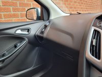 USED 2012 12 FORD FOCUS 1.6 ZETEC 5d 124 BHP 