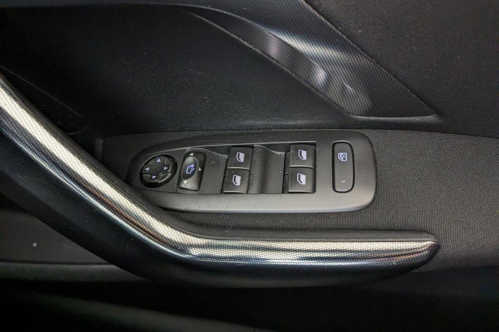 USED 2014 14 PEUGEOT 2008 1.6 E-HDI ALLURE 5d  