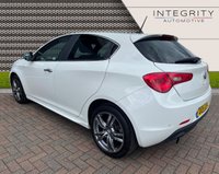 USED 2014 14 ALFA ROMEO GIULIETTA 1.4 TB MULTIAIR EXCLUSIVE 5d 170 BHP LOW MILEAGE EXAMPLE - 2 FORMER KEEPERS