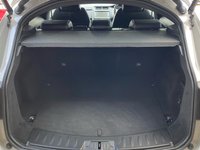 USED 2018 18 JAGUAR E-PACE 2.0 P300 R-DYNAMIC SE AWD AUTO 5d 300PS AWD