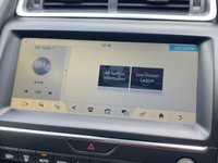 USED 2018 18 JAGUAR E-PACE 2.0 P300 R-DYNAMIC SE AWD AUTO 5d 300PS AWD