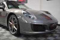 USED 2017 54 PORSCHE 911 3.0 CARRERA S PDK 2d 414 BHP PAN ROOF / PDCC / FRONT LIFT