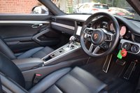 USED 2017 54 PORSCHE 911 3.0 CARRERA S PDK 2d 414 BHP PAN ROOF / PDCC / FRONT LIFT