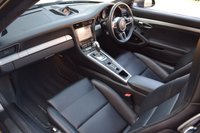 USED 2017 54 PORSCHE 911 3.0 CARRERA S PDK 2d 414 BHP PAN ROOF / PDCC / FRONT LIFT