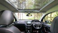 USED 2017 17 PEUGEOT 2008 1.2 PureTech (110) GT Line 5dr 6 Speed Manual Euro 6 (Panoramic Sunroof / Apple Car Play / Navigation / Reverse Camera) !! NATIONWIDE DELIVERY AVAILABLE !!