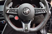 USED 2020 D ALFA ROMEO GIULIA 2.9 V6 BITURBO QUADRIFOGLIO 4d 503 BHP EXPOSED ROOF / CARBON BUCKETS