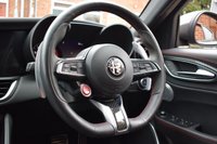 USED 2020 D ALFA ROMEO GIULIA 2.9 V6 BITURBO QUADRIFOGLIO 4d 503 BHP EXPOSED ROOF / CARBON BUCKETS