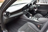USED 2020 D ALFA ROMEO GIULIA 2.9 V6 BITURBO QUADRIFOGLIO 4d 503 BHP EXPOSED ROOF / CARBON BUCKETS