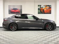 USED 2020 D ALFA ROMEO GIULIA 2.9 V6 BITURBO QUADRIFOGLIO 4d 503 BHP EXPOSED ROOF / CARBON BUCKETS