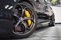 USED 2019 19 ALFA ROMEO GIULIA 2.9 V6 BITURBO QUADRIFOGLIO 4d 503 BHP CARBON CERAMICS & BUCKET SEATS