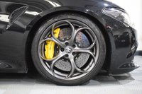 USED 2019 19 ALFA ROMEO GIULIA 2.9 V6 BITURBO QUADRIFOGLIO 4d 503 BHP CARBON CERAMICS & BUCKET SEATS