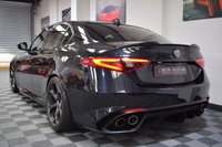 USED 2019 19 ALFA ROMEO GIULIA 2.9 V6 BITURBO QUADRIFOGLIO 4d 503 BHP CARBON CERAMICS & BUCKET SEATS