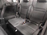 USED 2017 17 LAND ROVER DISCOVERY 3.0 TD6 HSE LUXURY 5d 255 BHP 