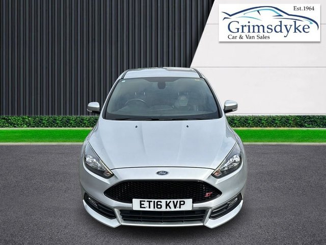 View our FORD FOCUS