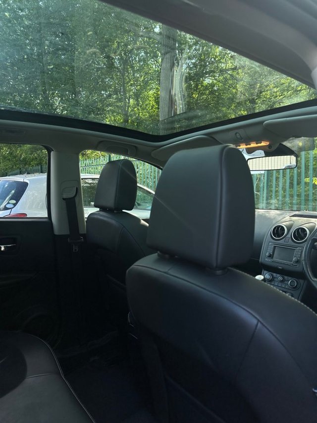 View our NISSAN QASHQAI