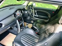 USED 2006 56 MINI HATCH COOPER 1.6 COOPER PARK LANE 3d 114 BHP FULL BLACK LEATHER//PART EXCHANGE TO CLEAR BLACK LEATHER // PART EX TO CLEAR