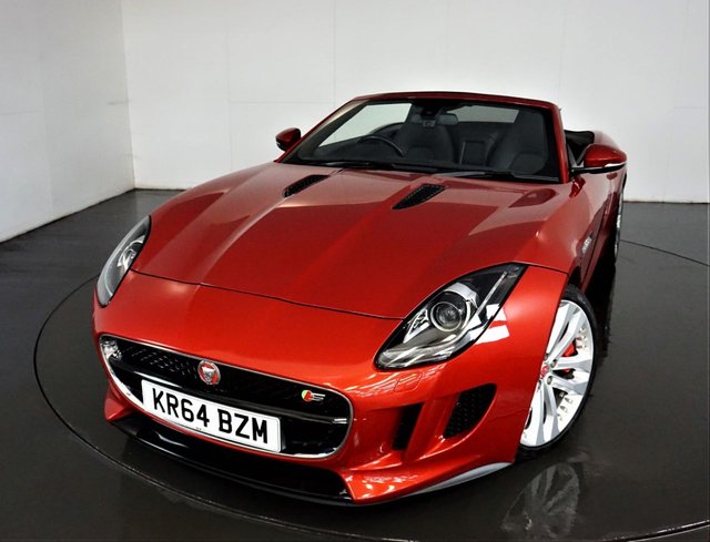 2014 64 Jaguar F-Type 3.0 V6 S 2d AUTO 380 BHP-1 OWNER CAR PLUS DEMO-ULTRA LOW MILEAGE-FINISHED IN ITALIAN RACING RED METALLIC-BLACK LEATHER UPHOLSTERY-DUAL CLIMATE CONTROL-BLUETOOTH-DAB RADIO-SATNAV-20