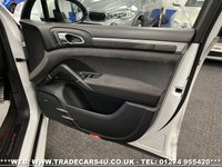 USED 2013 13 PORSCHE CAYENNE 4.8 GTS TIPTRONIC S AUTO 4WD UK DELIVERY FLAT FEE &pound;175 (SUBJECT TO DEAL)*OVER 100 IMAGES ON OUR WEBSITE*BESPOKE FINANCE ARRANGED*PART EXCHANGE WELCOME*ALL VEHICLES HPI CLEAR