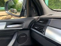 USED 2011 61 BMW X5 3.0 XDRIVE30D M SPORT 5d 241 BHP HUGE SPEC (SEE FULL LIST) BMW X5 30D M-SPORT X-DRIVE SUV AUTOMATIC - 2 FORMER KEEPERS - ONLY 89,635 MILES FROM NEW - FULL DOCUMENTED SERVICE HISTORY - COST NEW IN EXCESS OF &pound;50K