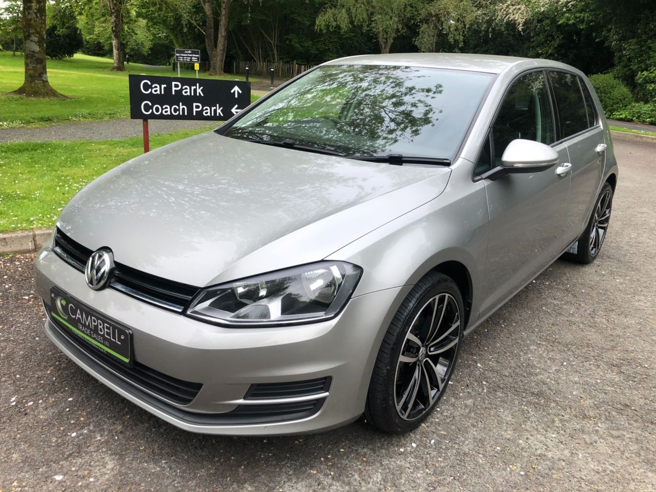 2017 VOLKSWAGEN GOLF 1.6 S TDI BLUEMOTION TECHNOLOGY 5d 108 BHP - vehicle photo 4 for sale on PureCar