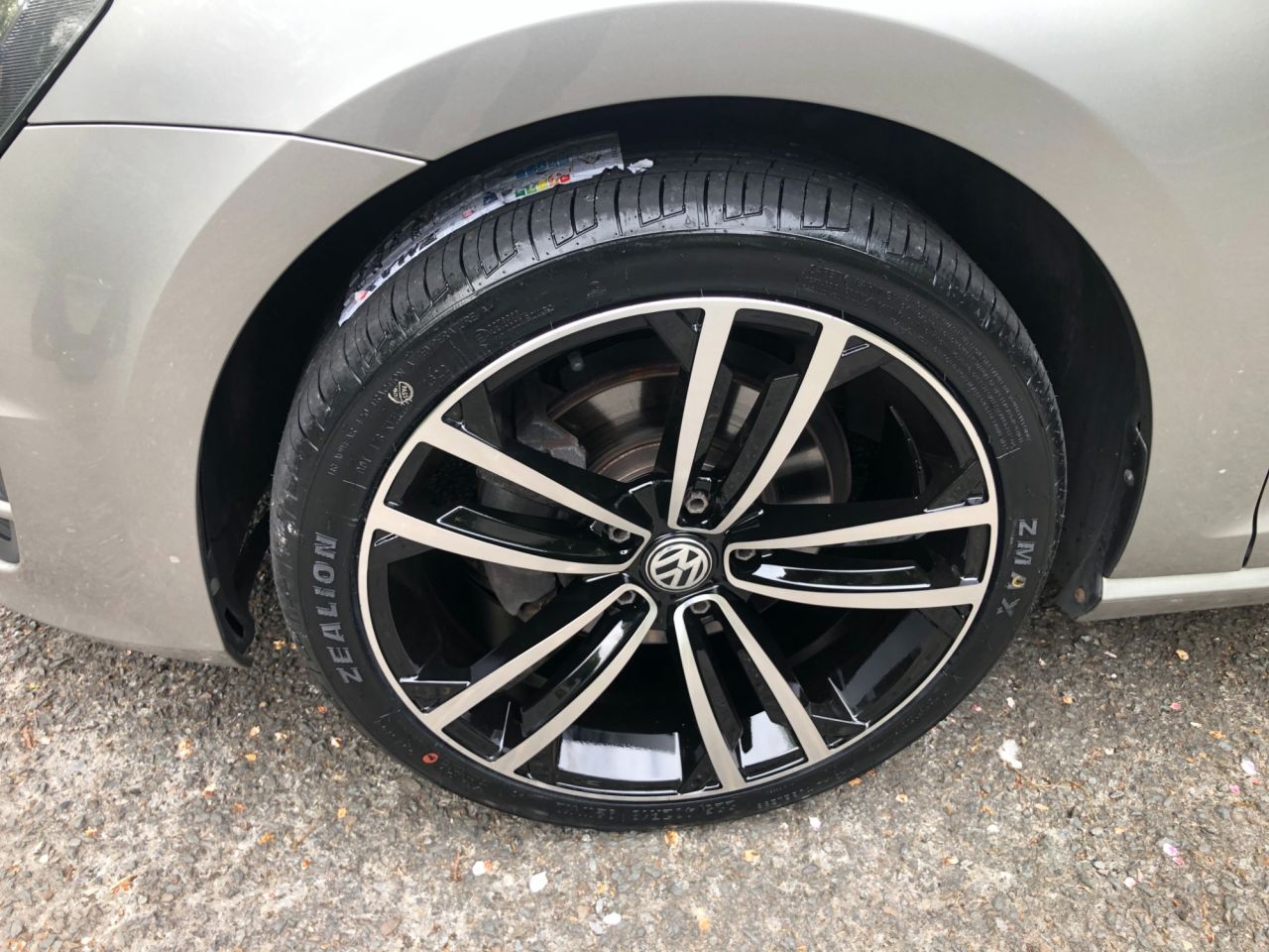 2017 VOLKSWAGEN GOLF 1.6 S TDI BLUEMOTION TECHNOLOGY 5d 108 BHP - vehicle photo 5 for sale on PureCar
