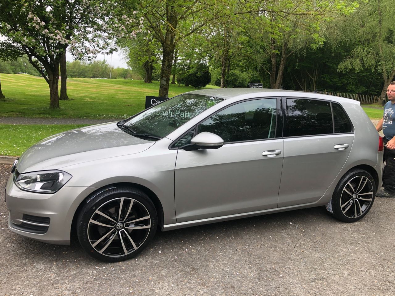 2017 VOLKSWAGEN GOLF 1.6 S TDI BLUEMOTION TECHNOLOGY 5d 108 BHP - vehicle photo 6 for sale on PureCar