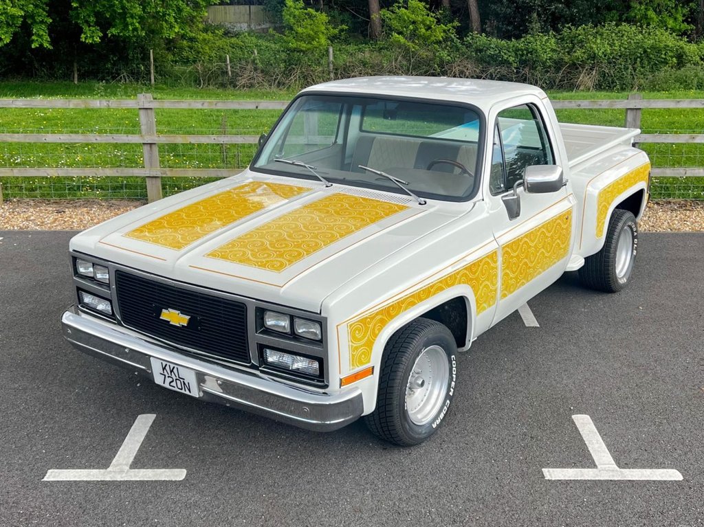 USED 1975 CHEVROLET C10 Custom Stepside Truck // 5700cc V8 350ci // px swap 