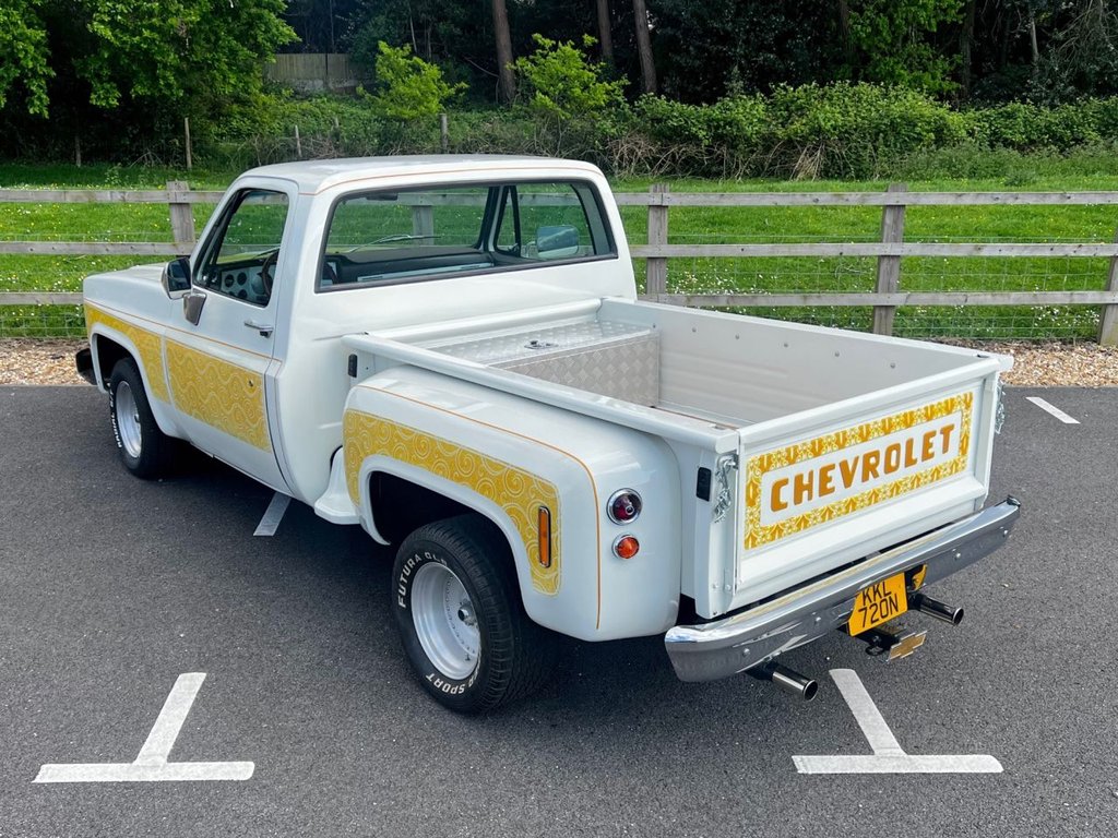 USED 1975 CHEVROLET C10 Custom Stepside Truck // 5700cc V8 350ci // px swap 