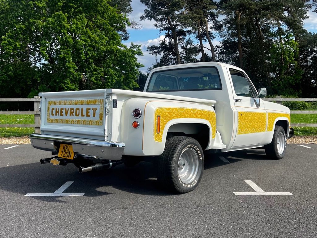 USED 1975 CHEVROLET C10 Custom Stepside Truck // 5700cc V8 350ci // px swap 