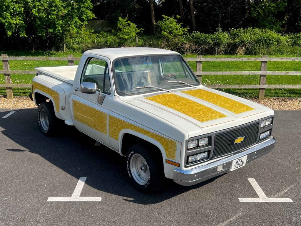 USED 1975 CHEVROLET C10 Custom Stepside Truck // 5700cc V8 350ci // px swap 