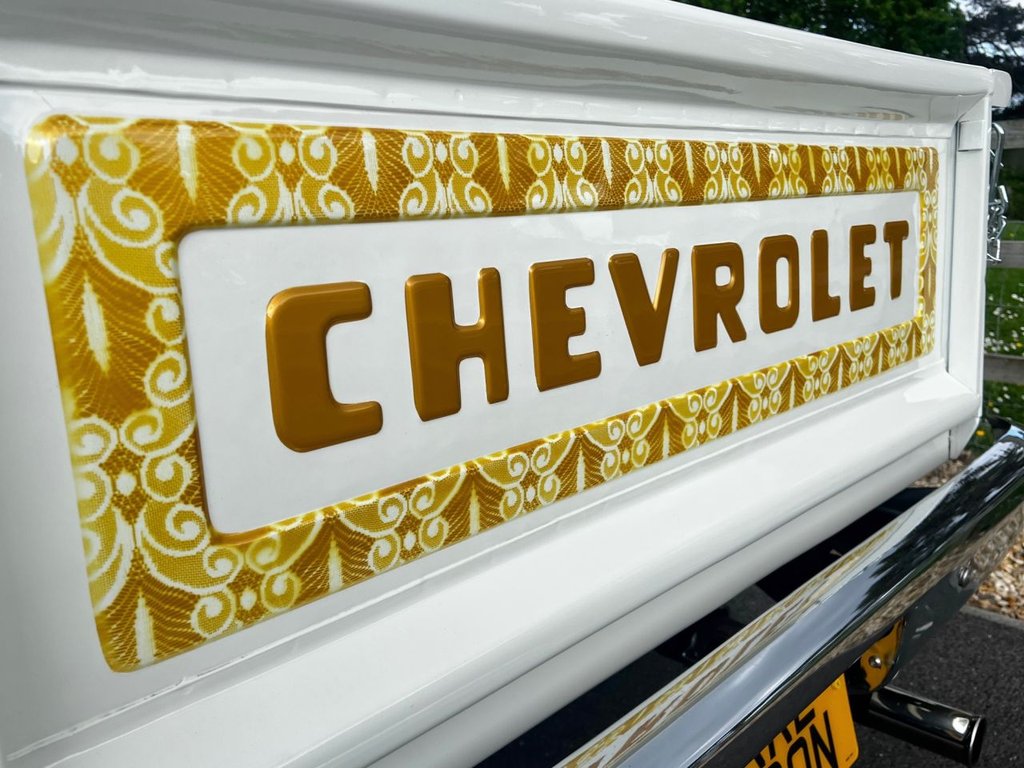 USED 1975 CHEVROLET C10 Custom Stepside Truck // 5700cc V8 350ci // px swap 