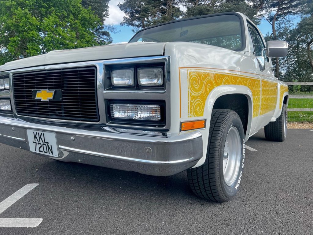 USED 1975 CHEVROLET C10 Custom Stepside Truck // 5700cc V8 350ci // px swap 