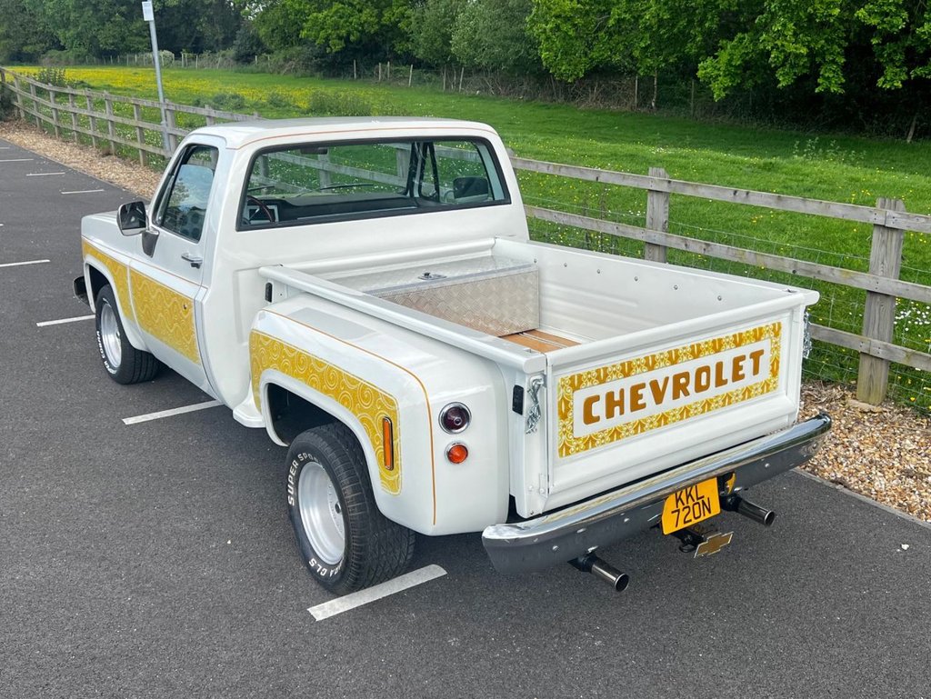 USED 1975 CHEVROLET C10 Custom Stepside Truck // 5700cc V8 350ci // px swap 
