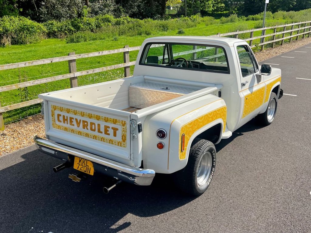 USED 1975 CHEVROLET C10 Custom Stepside Truck // 5700cc V8 350ci // px swap 
