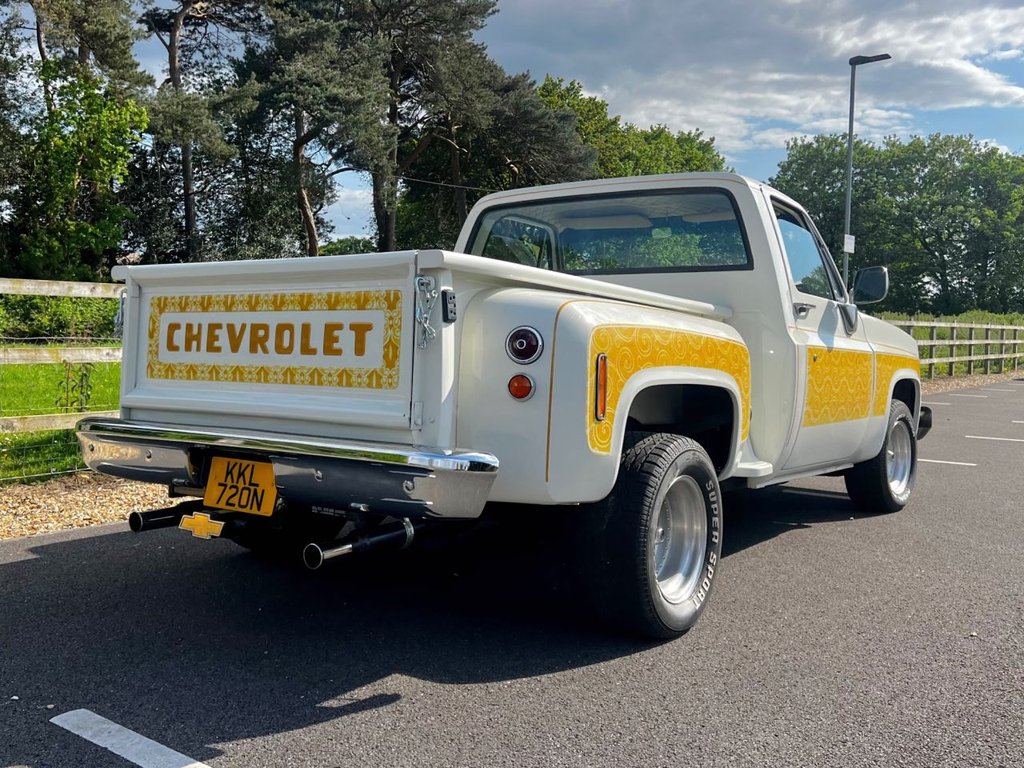USED 1975 CHEVROLET C10 Custom Stepside Truck // 5700cc V8 350ci // px swap 