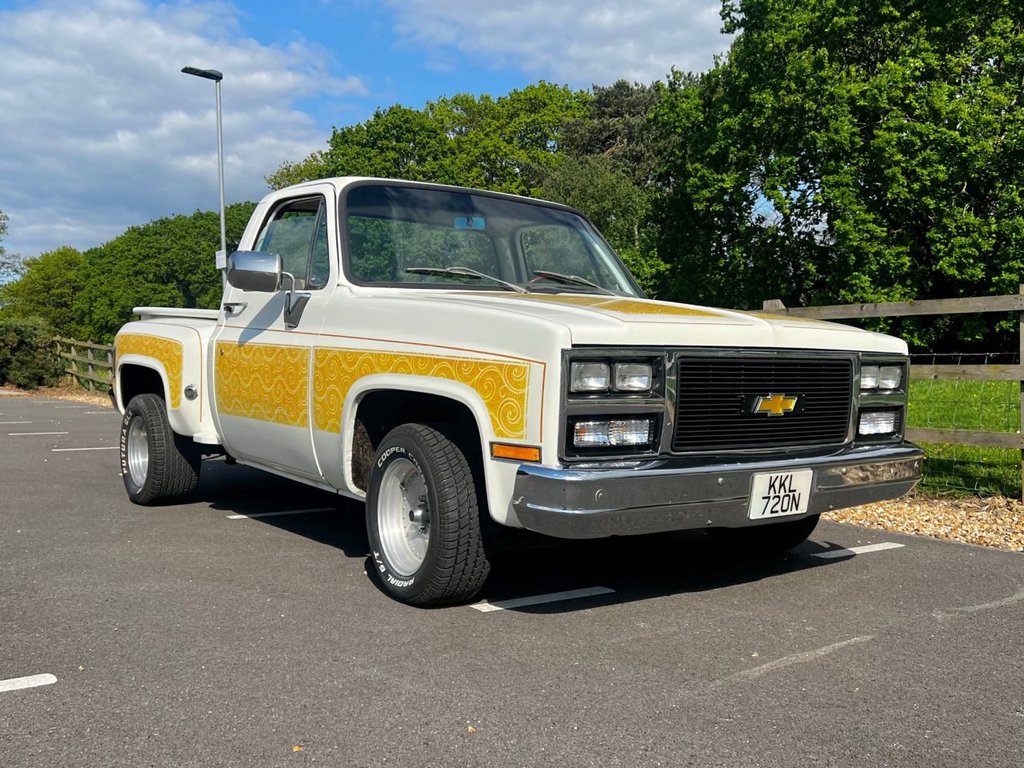 USED 1975 CHEVROLET C10 Custom Stepside Truck // 5700cc V8 350ci // px swap 
