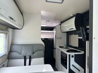 USED 2019 69 FORD ROLLER TEAM ROLLER TEAM ZEFIRO 690 AUTOMATIC 6 BERTH! 6 TRAVEL SEATS AUTO