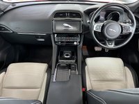 USED 2018 68 JAGUAR F-PACE 2.0 R-SPORT AWD 5d 177 BHP CONNECT PRO - SOLAR REFLECTIVE WINDSCREEN - KEYLESS ENTRY - 20" BLACK GLOSS ALLOYS +++++