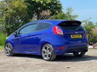 USED 2013 13 FORD FIESTA 1.6 ST-2 3d 180 BHP GREAT SERVICE HISTORY 9 SRVCS